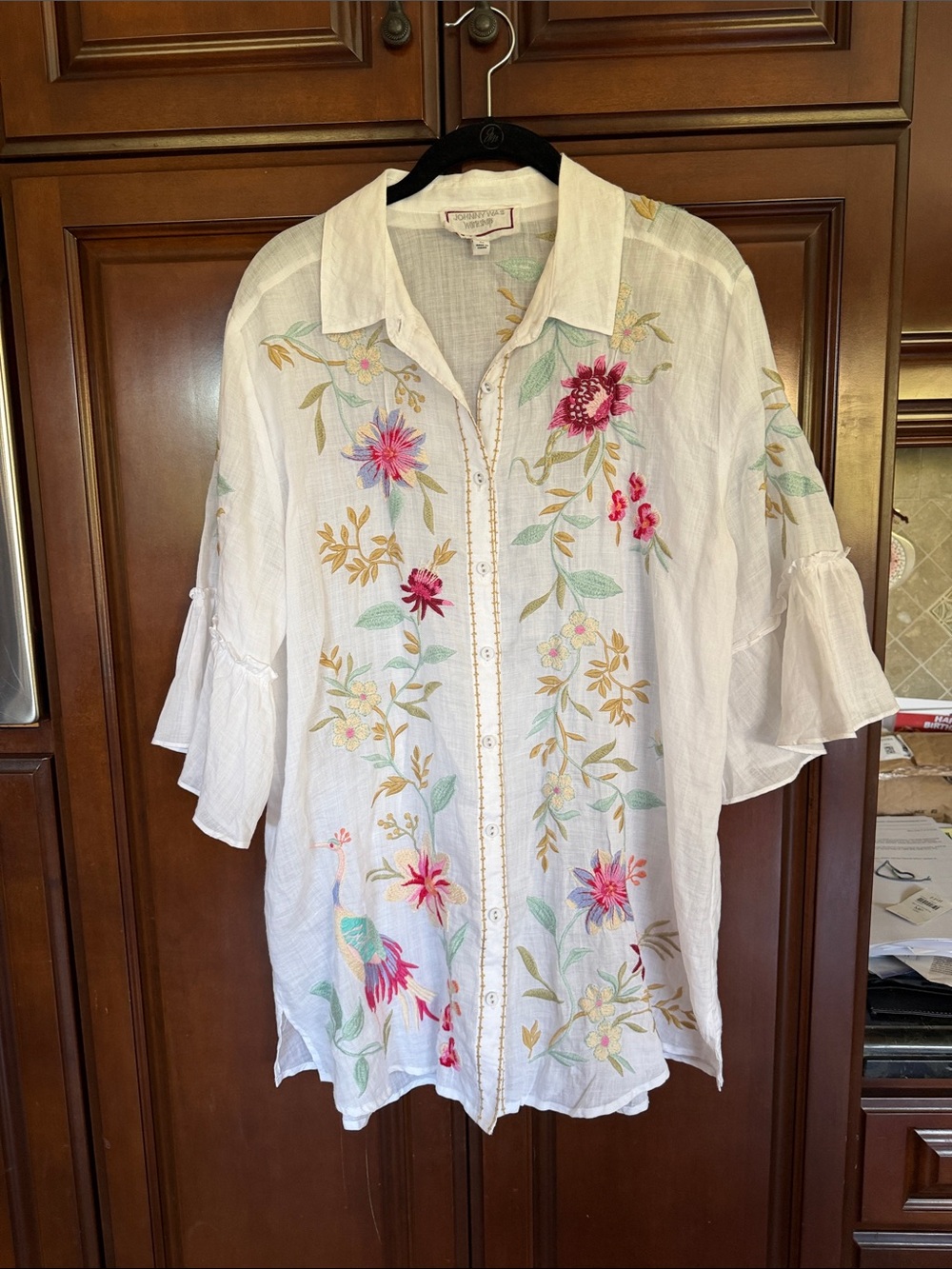 Johnny Was Embroidered White Floral Button-Front Women's Top